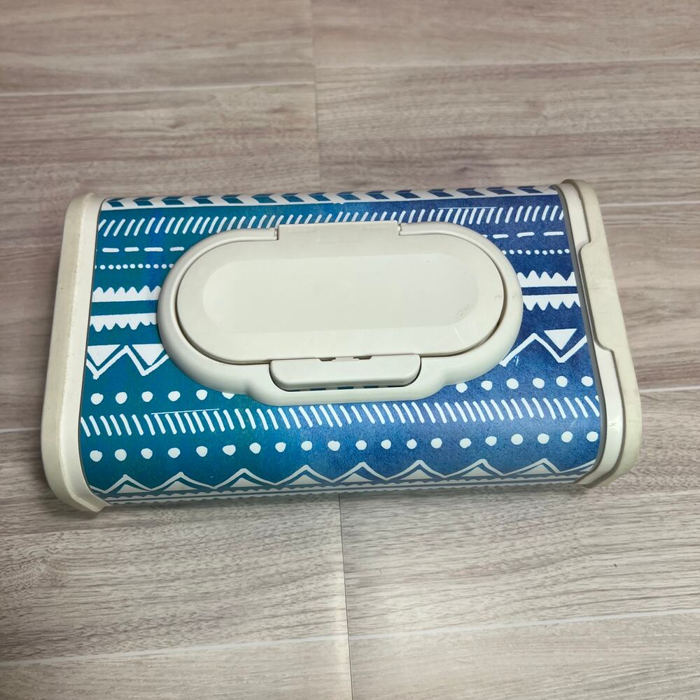Huggies Baby Wipes Pop Up Refillable Container With HTF Retired Designer Print